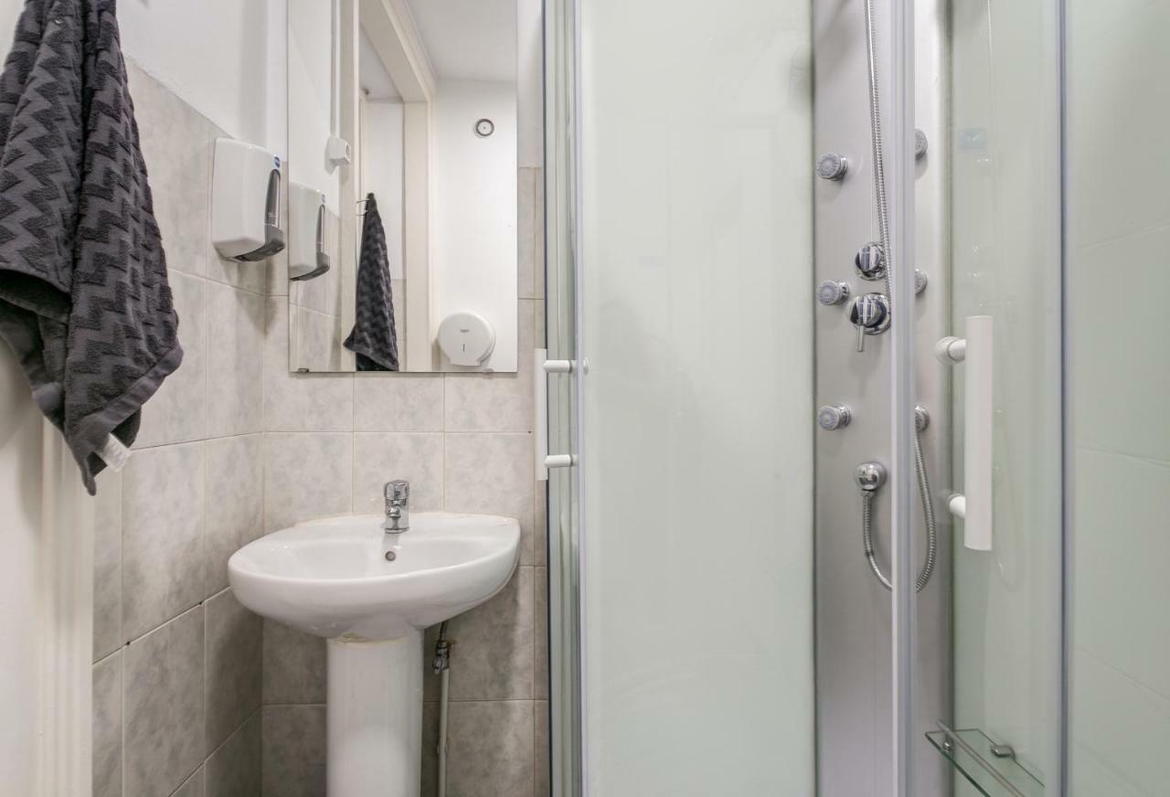 Hostel Seven Hills (Adults Only) Lisboa Εξωτερικό φωτογραφία